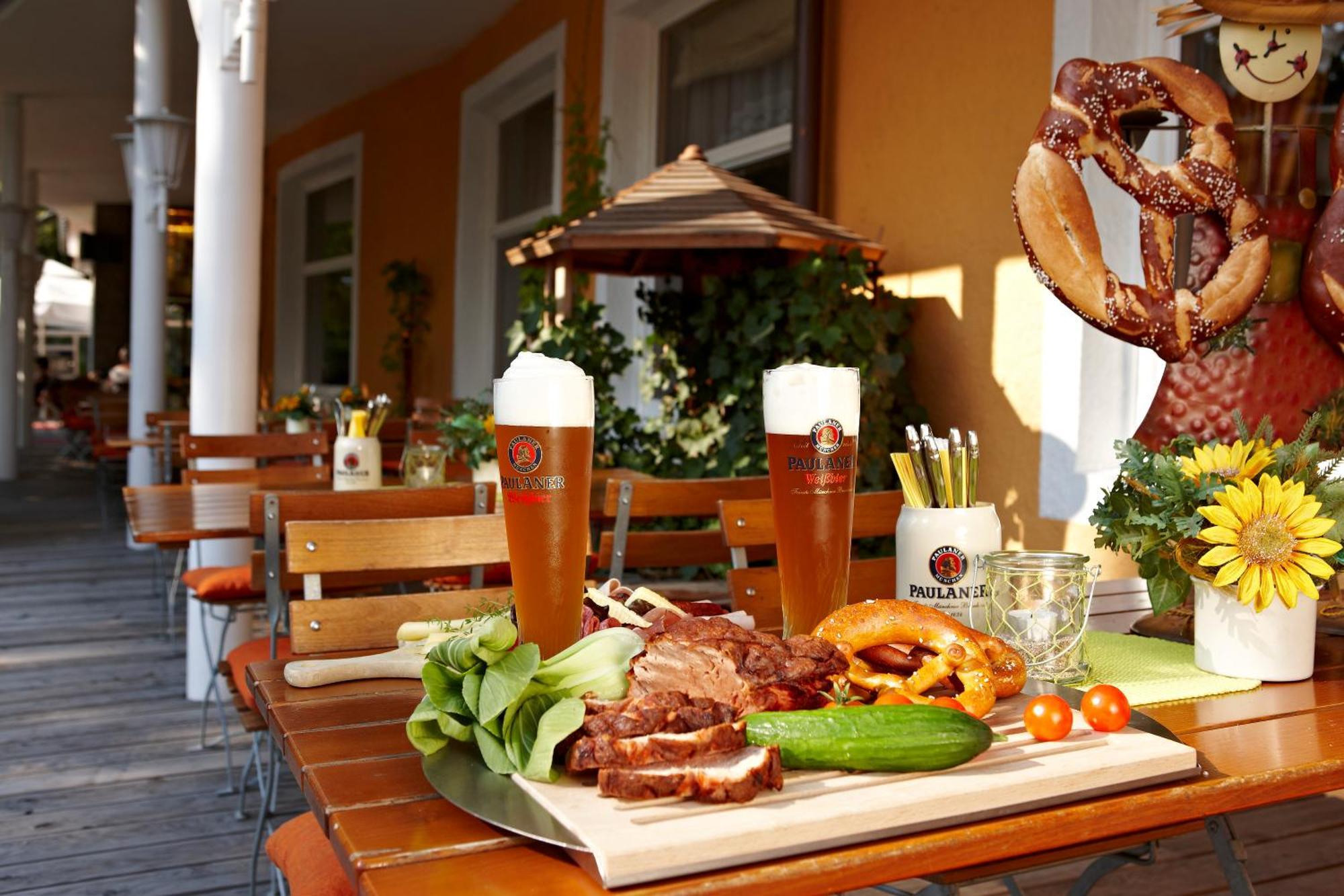 Hotel Vier Jahreszeiten Garmisch-Partenkirchen Esterno foto