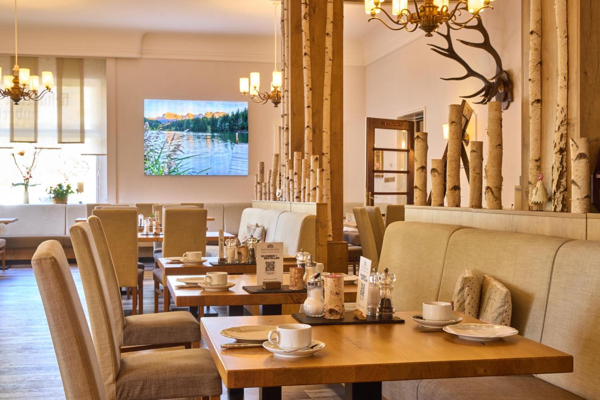 Hotel Vier Jahreszeiten Garmisch-Partenkirchen Esterno foto