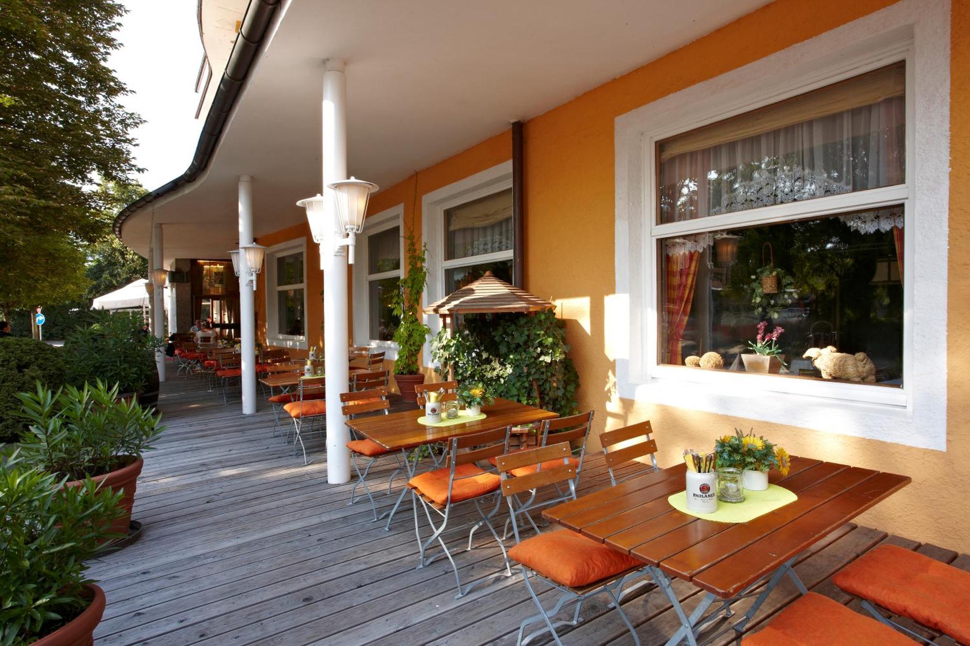 Hotel Vier Jahreszeiten Garmisch-Partenkirchen Esterno foto