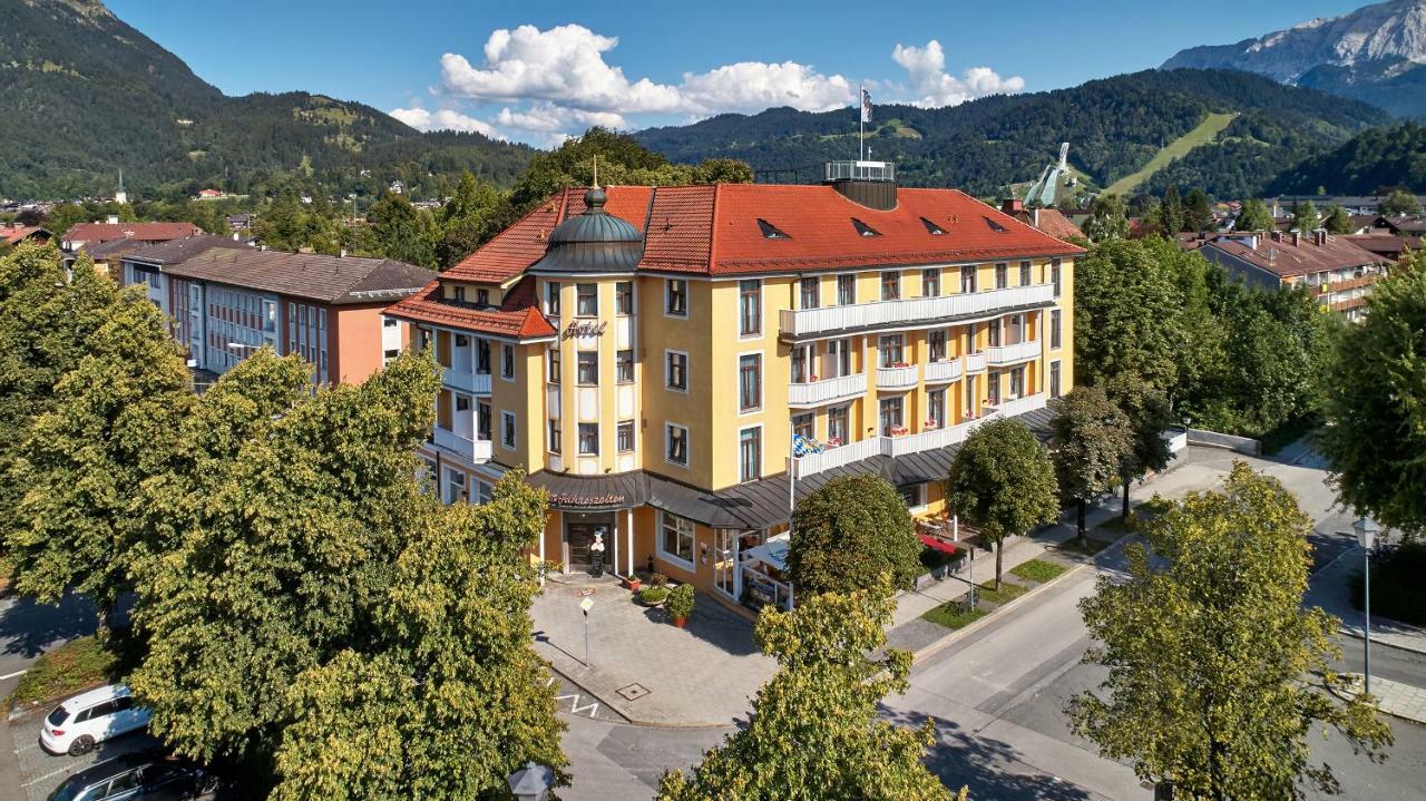 Hotel Vier Jahreszeiten Garmisch-Partenkirchen Esterno foto